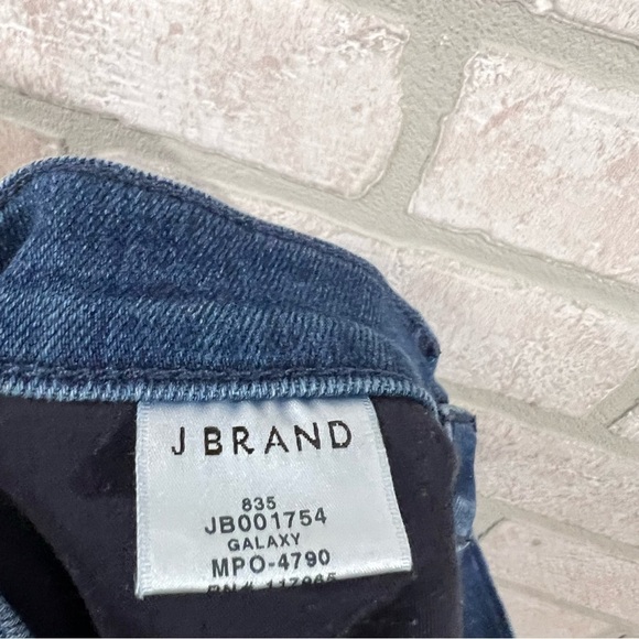 J Brand 835 Midrise Crop Skinny Shark Bite Hem Jeans in Galaxy Wash Size 28 - Picture 10 of 12